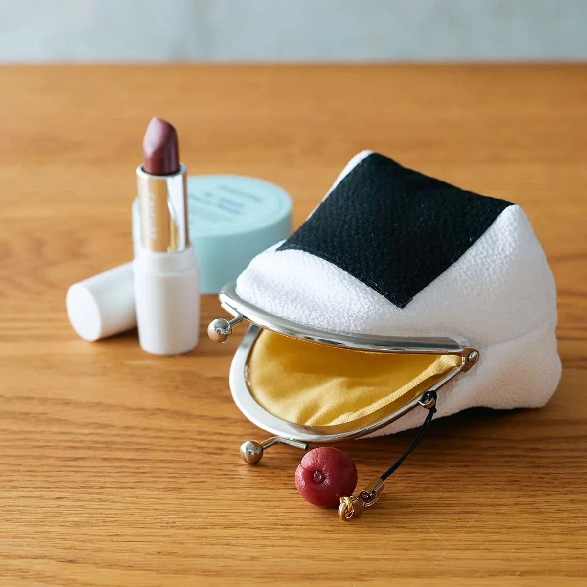 鮭おにぎりがま口